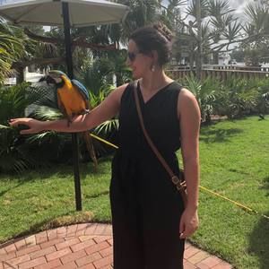 Meet your Posher, Naomi